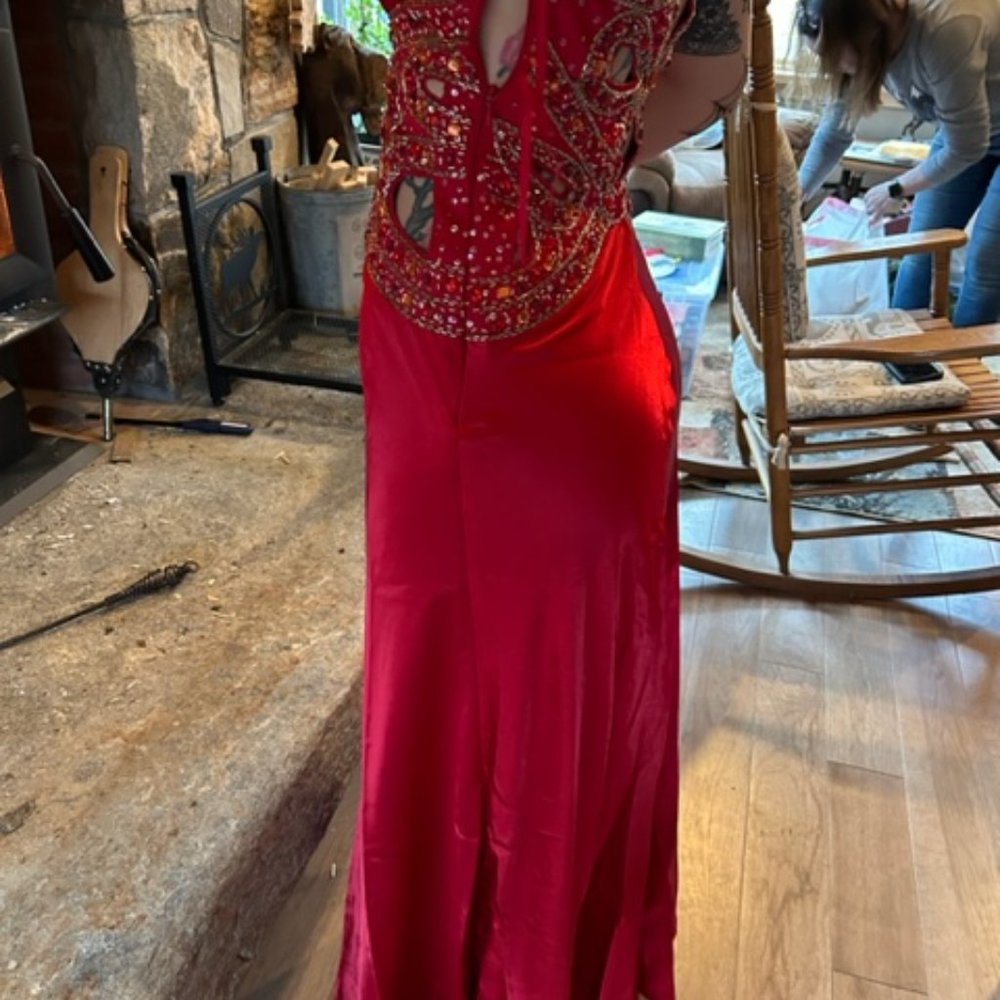 Prom Dress - Picture 3 of 5